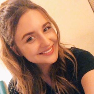 Meet your Posher, Becca